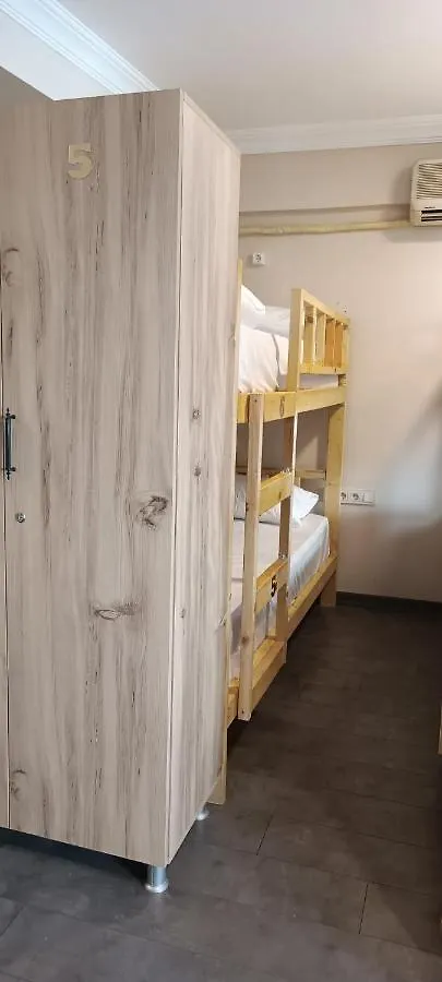 Armis Hostel Istanbul
